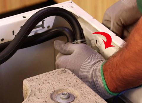 enlever-electrovanne-lave-linge