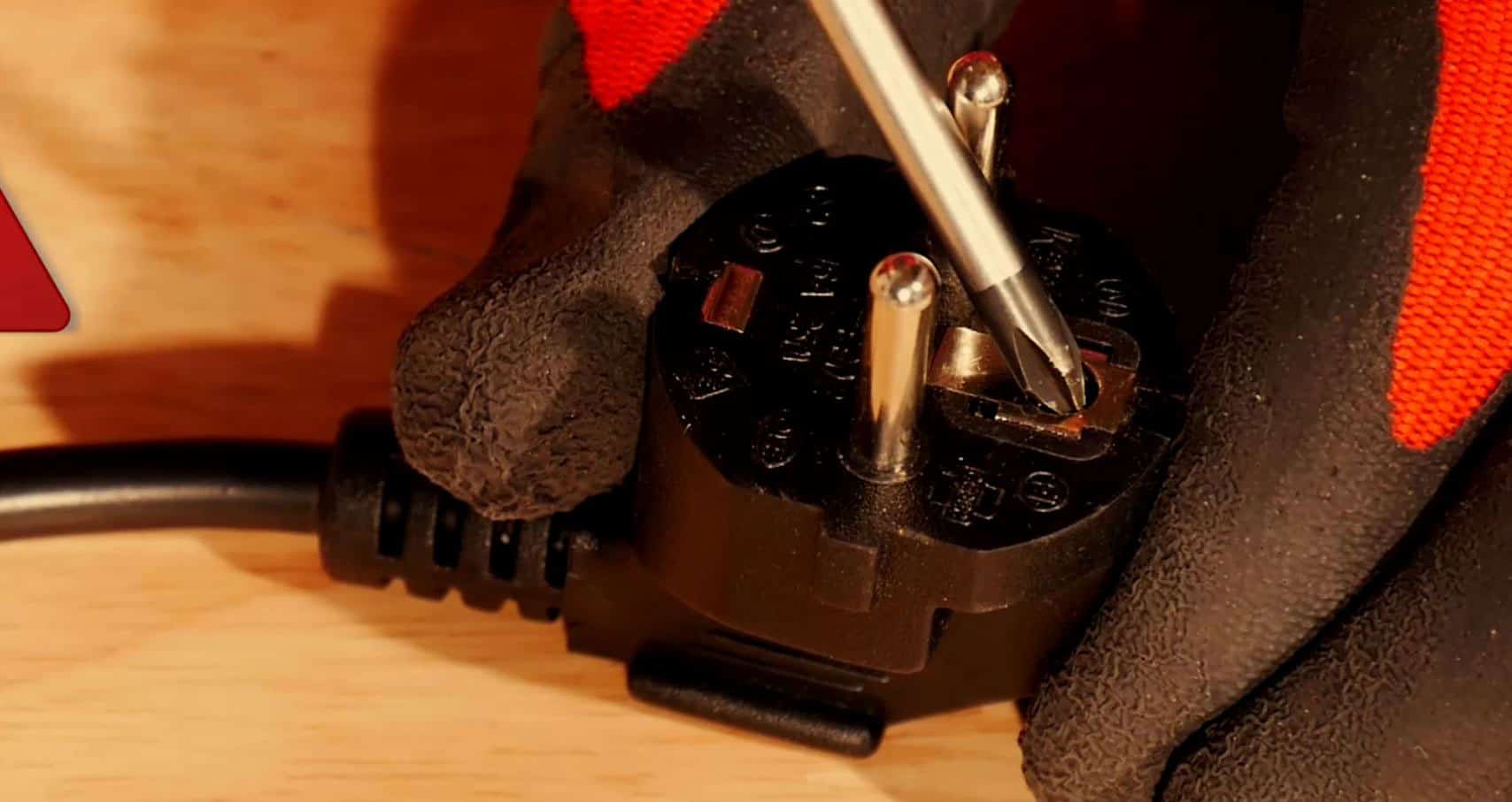 Comment Decharger Un Condensateur De Micro Ondes Comment remplacer le condensateur et la diode de son micro-ondes
