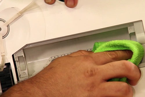 essuyer-compartiment-brosse-rotative