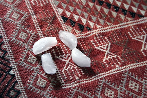 astuce pour retirer les marques laissées par un meuble sur la moquette ou un tapis
