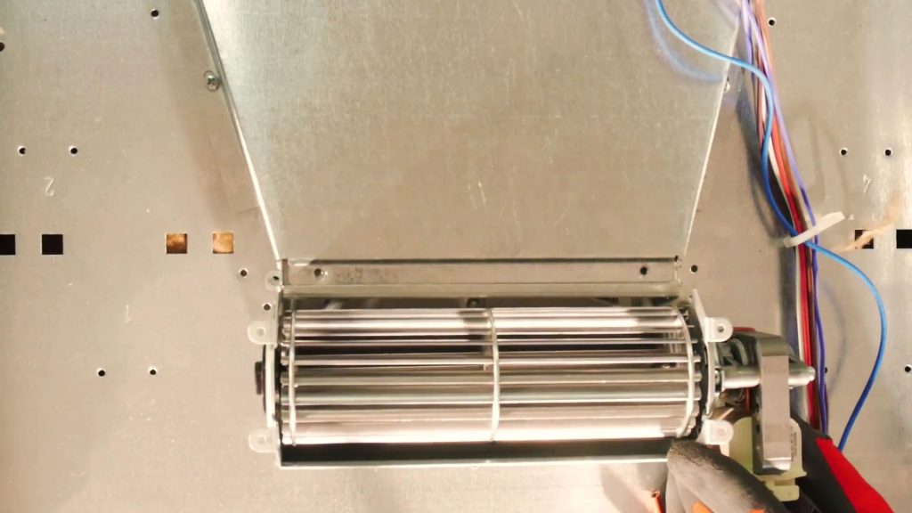enlevez-ventilateur-four