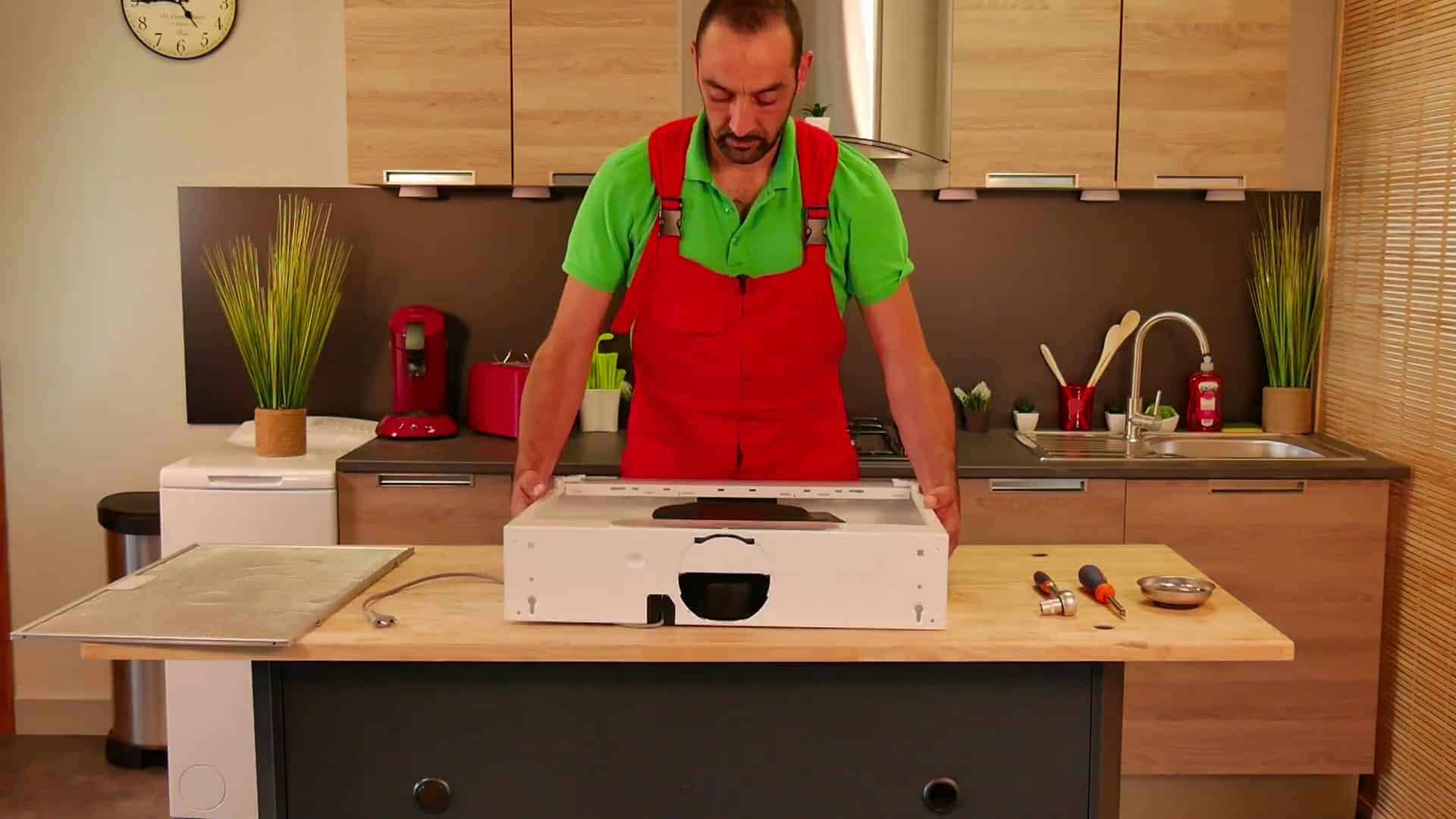 mettre à plat la hotte