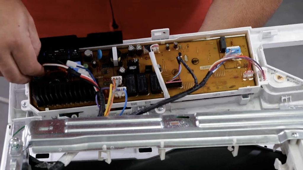 Rebranchez les connecteurs correctement