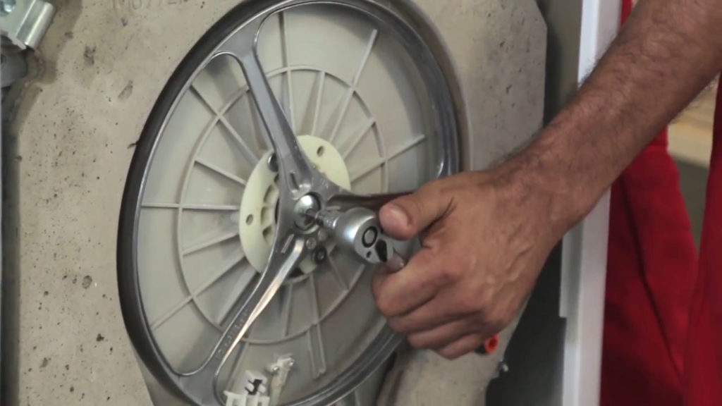 Sens averse aiguille d'une montre