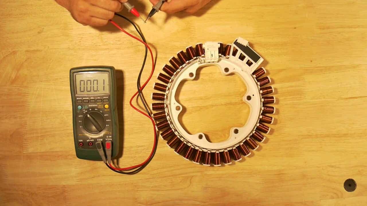 Tester si le multimètre fonctionne correctement