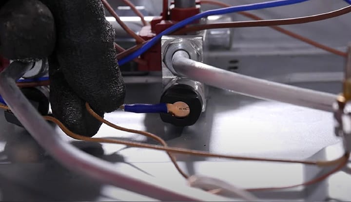 5 Déconnecter l'arrivée de gaz