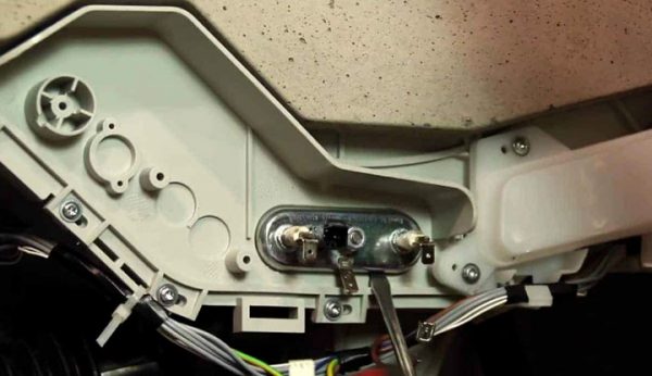 Pourquoi mon lave-linge Whirlpool / Bauknecht / Laden affiche un code ...