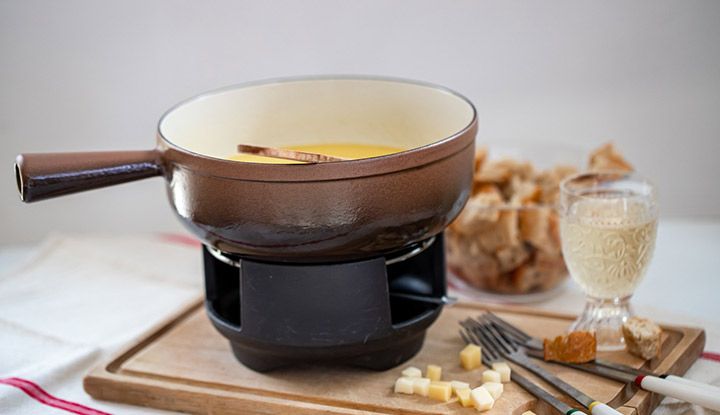 Appareil à fondue traditionnel