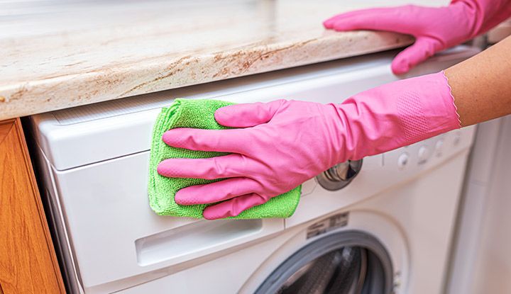 Nettoyer l'extérieur du lave-linge