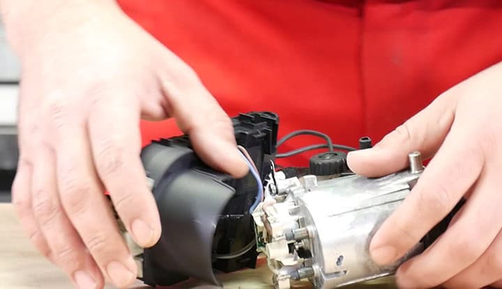 extraire-resistance-machine-cafe-magimix