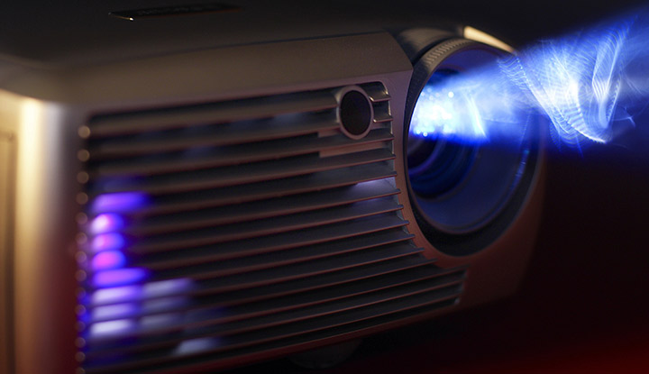 Lumière d'un vidéoprojecteur qui fonctionne à moitié