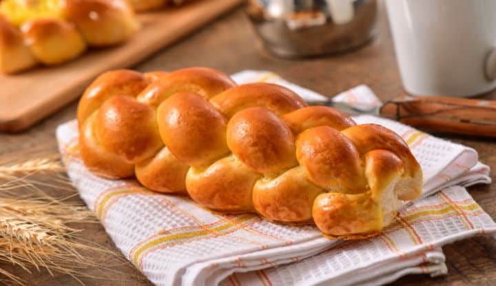 Brioche maison faite avec la machine a pain