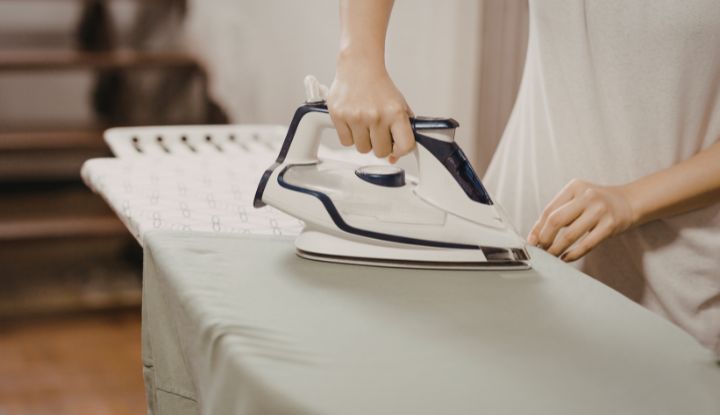 Housse sur table à repasser (2)